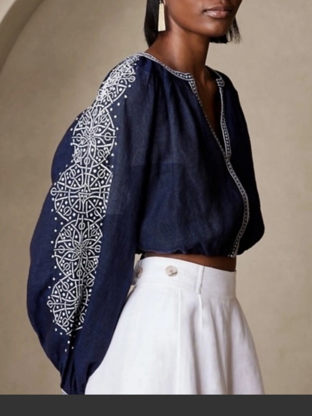 Banana Republic Yara Embroidered Linen Top NavyCropped XL Boho Peasant